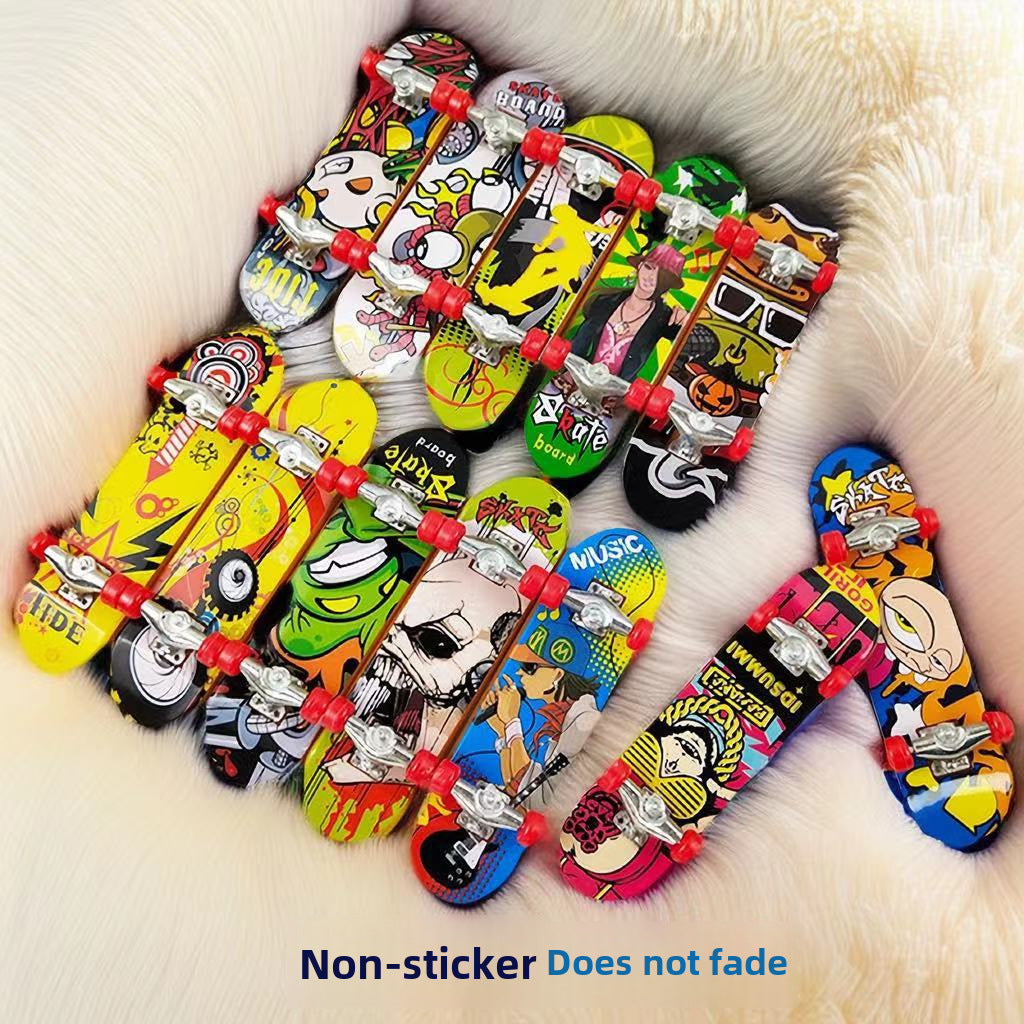 Wholesale Mini Toy Gift Small Size Skateboard For Kids